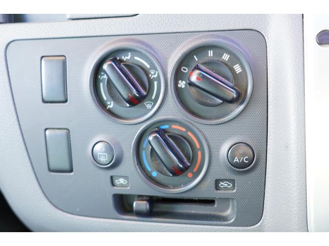 NV350キャラバンバン ロングDXターボ EX 4WD 純LED 禁煙 ナビBカメラETC キ-レスPW 電格ミラ- エマブレ 法人1オ-ナ記録簿7枚 Tチェ-ン 関東仕入れ(18枚目)