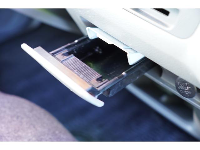 NV350キャラバンバン ロングDXターボ EX 4WD 純LED 禁煙 ナビBカメラETC キ-レスPW 電格ミラ- エマブレ 法人1オ-ナ記録簿7枚 Tチェ-ン 関東仕入れ(19枚目)