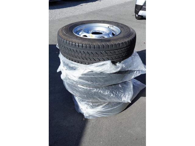 NV350キャラバンバン ロングDXターボ EX 4WD 純LED 禁煙 ナビBカメラETC キ-レスPW 電格ミラ- エマブレ 法人1オ-ナ記録簿7枚 Tチェ-ン 関東仕入れ(33枚目)