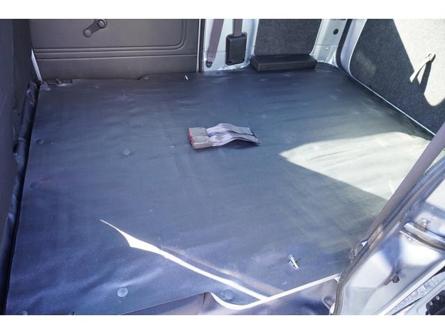 ハイゼットカーゴ ＤＸ　ＳＡＩＩＩ　４ＷＤ　純ＬＥＤ　ナビＢカメラＥＴＣ　キ－レスＰＷ　スマアシ　横滑り防止　後ソナー　法人１オ－ナ　Ｔチェ－ン（7枚目）