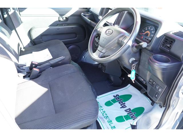 ハイゼットカーゴ ＤＸ　ＳＡＩＩＩ　４ＷＤ　純ＬＥＤ　ナビＢカメラＥＴＣ　キ－レスＰＷ　スマアシ　横滑り防止　後ソナー　法人１オ－ナ　Ｔチェ－ン（12枚目）