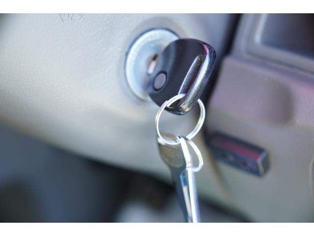 ＮＶ１００クリッパーバン ＤＸ　ＧＬセーフティパッケージ　４ＷＤ　４速ＡＴ　禁煙　ナビＢカメラＥＴＣ　キ－レスＰＷ　電格ミラ－　横滑り防止　後ソナー　法人１オ－ナ　記録簿Ｔチェ－ン（25枚目）
