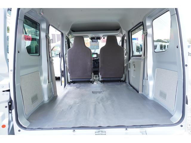 NV100クリッパーバン DX GLセーフティパッケージ 4WD 4速AT フルセグナビBカメラETC キーレスPW 電格ミラ- 横滑り防止 後ソナー 法人1オ-ナ記録簿 関東仕入れ(9枚目)