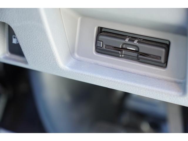 ＮＶ３５０キャラバンバン ロングプレミアムＧＸ　純ＬＥＤ　アラモニナビＥＴＣ　禁煙ＷＡＣ後窓ヒータ　インテリキー２個　エマブレ　法人１オ－ナ　Ｔチェ－ン（30枚目）