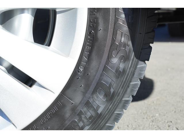 �^�C���̓X�^�b�h���X�Q�O�P�W�N���u���a�X�g��