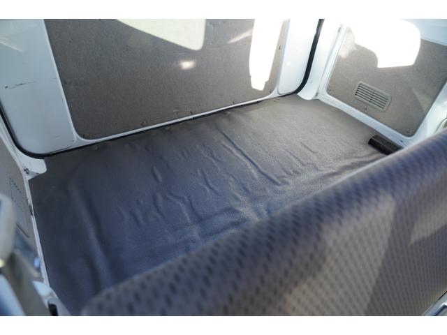 エブリイ ＰＣリミテッド　４速ＡＴ　ナビＥＴＣキ－レスＰＷ　電格ミラ－　エマブレ　法人１オ－ナ記録簿　Ｔチェ－ン（26枚目）