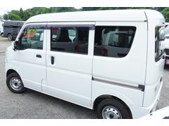 働く車（商用バンとトラック・トランスポーター、そして営業車）の専門店です！自社認証整備工場にて国家資格整備士がキチンと整備してご納車させて頂きます。 2