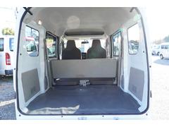 ���ҹ���Ǥϥ�����򴹤Ϥ�����󡢥ʥӼ��ա��ţԣå��åȥ��åס��������Ȥߴ�����Ȥʤɤ�ԤäƤ���ޤ���������ĺ�������Ĺ�������դ��礤�����󵹤������ꤤ�פ��ޤ��� 3