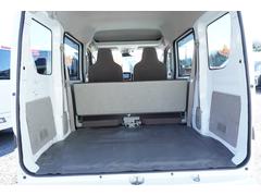 ���ҹ���Ǥϥ�����򴹤Ϥ�����󡢥ʥӼ��ա��ţԣå��åȥ��åס��������Ȥߴ�����Ȥʤɤ�ԤäƤ���ޤ���������ĺ�������Ĺ�������դ��礤�����󵹤������ꤤ�פ��ޤ��� 3