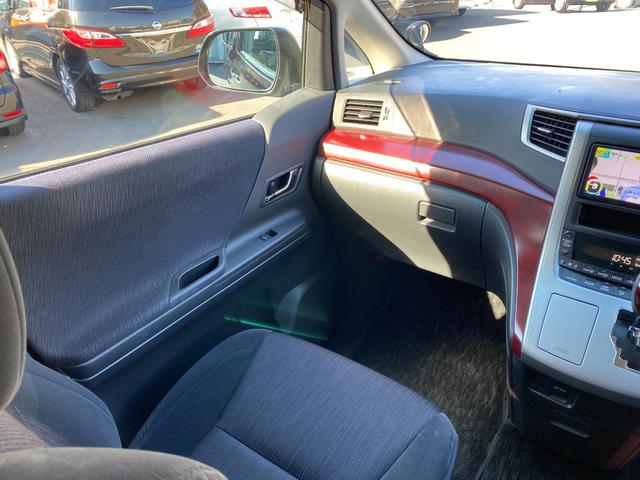 ヴェルファイア ２．４Ｚ　ＲＩＣＯＮ製車いす乗降リフト付車両　８人乗り　左側パワースライドドア　ナビ　Ｂｌｕｅｔｏｏｔｈ接続　地デジＴＶ　スマートキー　プッシュスタート　バックカメラ（27枚目）