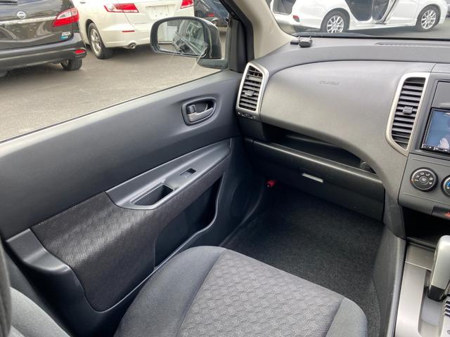 ウイングロード １５Ｍ　Ｖリミテッド　スマートキー　ナビ　地デジＴＶ　Ｂｌｕｅｔｏｏｔｈ　バックカメラ　ＥＴＣ　ＨＩＤ　オートライト　ドラレコ（24枚目）