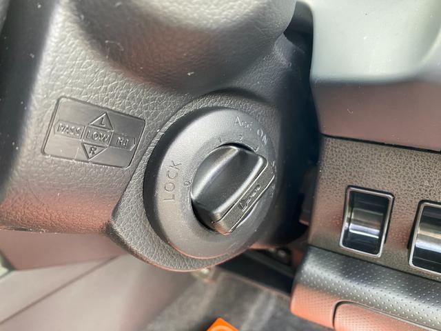ウイングロード １５Ｍ　Ｖリミテッド　スマートキー　ナビ　地デジＴＶ　Ｂｌｕｅｔｏｏｔｈ　バックカメラ　ＥＴＣ　ＨＩＤ　オートライト　ドラレコ（37枚目）