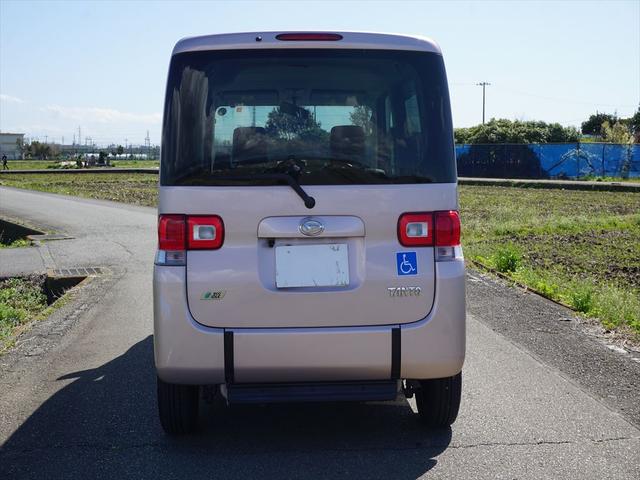 4人乗りリヤシート付きスローパー禁煙車純正ナビバックカメラ(3枚目)