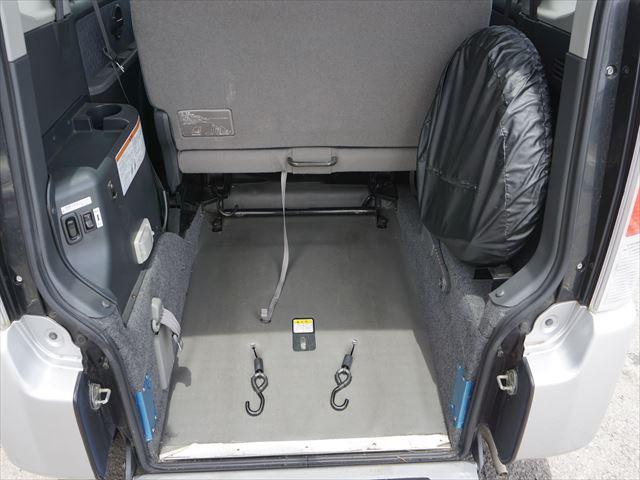 　福祉車両　スローパー　後退防止ベルト　電動固定装置　リヤシート付　禁煙車(25枚目)