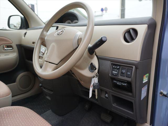 シエンタ 　福祉車両Ｘ車いす仕様タイプ１電動固定装置　後退防止ベルト　車高調整付　禁煙車　コムテック前後ドライブレコーダー　ＥＴＣ　パナソニックＳＤナビ　キーレス　スペアキー（33枚目）