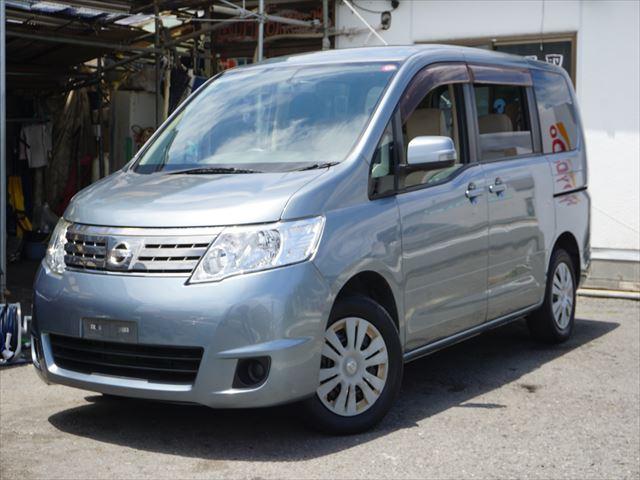 セレナ 　福祉車両チェアキャブ電動スロープ　車いす１名２列目右側　電動ウィンチ　ウィンチ用リモコン　ストラーダナビフルセグバックカメラ　キーレス　禁煙車　７名　ＥＴＣ　車高調整付　リヤエアコン　後部席モニター（7枚目）
