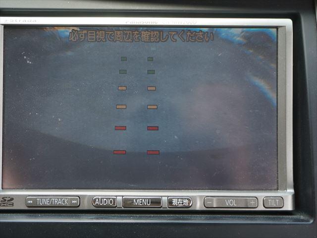セレナ 　福祉車両チェアキャブ電動スロープ　車いす１名２列目右側　電動ウィンチ　ウィンチ用リモコン　ストラーダナビフルセグバックカメラ　キーレス　禁煙車　７名　ＥＴＣ　車高調整付　リヤエアコン　後部席モニター（25枚目）