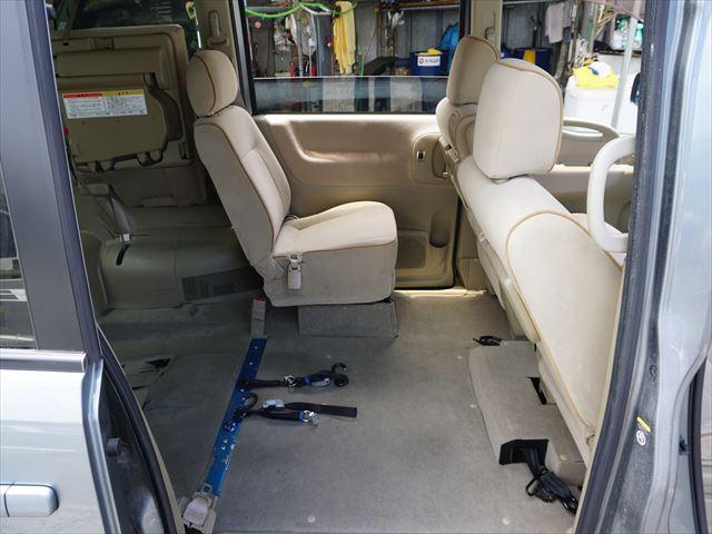 セレナ 　福祉車両チェアキャブ電動スロープ　車いす１名２列目右側　電動ウィンチ　ウィンチ用リモコン　ストラーダナビフルセグバックカメラ　キーレス　禁煙車　７名　ＥＴＣ　車高調整付　リヤエアコン　後部席モニター（54枚目）