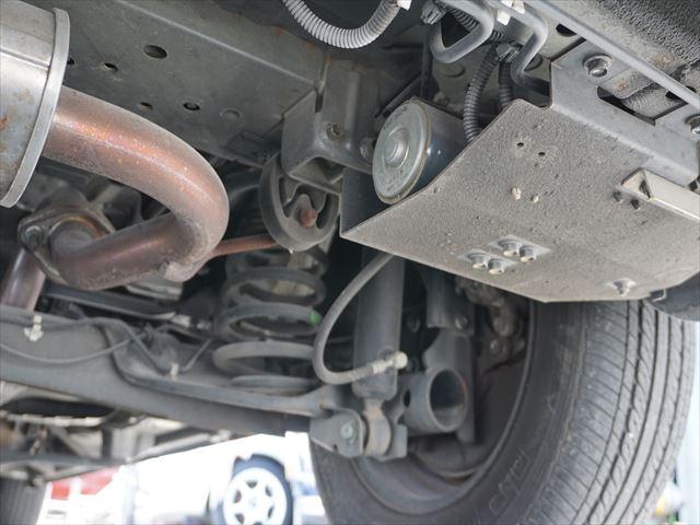 セレナ 　福祉車両チェアキャブ電動スロープ　車いす１名２列目右側　電動ウィンチ　ウィンチ用リモコン　ストラーダナビフルセグバックカメラ　キーレス　禁煙車　７名　ＥＴＣ　車高調整付　リヤエアコン　後部席モニター（76枚目）