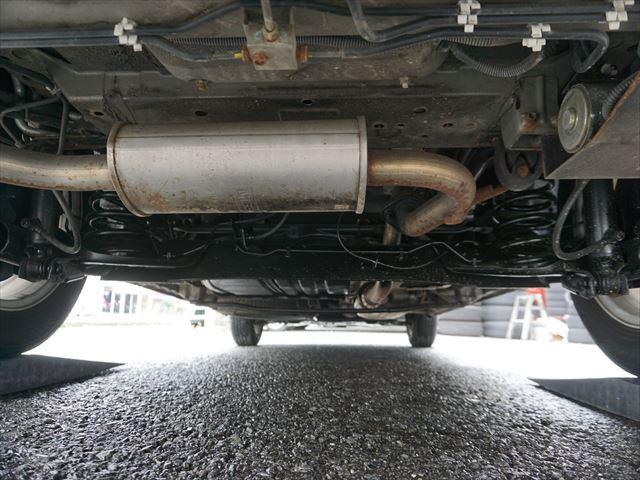 セレナ 　福祉車両チェアキャブ電動リモコン付きスロープ　車いす２基　２列目電動ウィンチ　３列目後退防止ベルト電動固定装置　インテリジェントキー２個　禁煙車　取説保証書２４か月点検記録簿８枚１２か月点検記録簿２枚（80枚目）