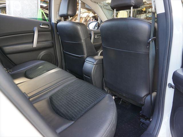 アテンザスポーツ ２５Ｚ　禁煙車　スマートキー２個　６速マニュアル　ＨＩＤライト　ハーフレザーシート　運転席パワーシート　純正１８インチアルミ　プッシュ式スタート（50枚目）