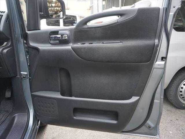 セレナ 　福祉車両アンシャンテセカンドスライドアップシートリモコン付　左パワードア　純正ナビバックカメラ　スマートキー（66枚目）