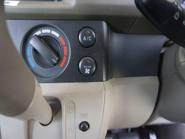エブリイワゴン 　福祉車両８ナンバー車いす移動車後部電動固定リヤシート無補助シート＆車いす乗員用手すり付　取説保証書　フロントパワウィンドウ　電動ウィンチ　電動固定装置（46枚目）