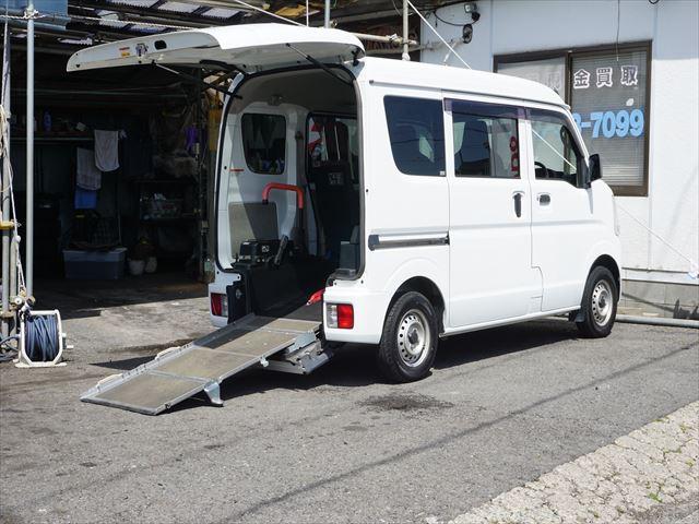 エブリイ 　福祉車両車いす移動車助手席側リヤシート付スロープ電動ウィンチ　手すり　４人乗り　ウィンチリモコンカロッツェリアナビ　キーレス　禁煙車　５ＧＳ　セカンド発進付　１年保証（8枚目）