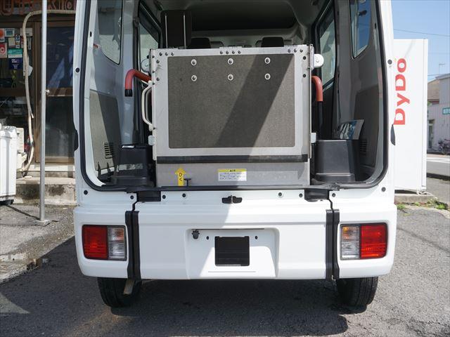 エブリイ 　福祉車両車いす移動車助手席側リヤシート付スロープ電動ウィンチ　手すり　４人乗り　ウィンチリモコンカロッツェリアナビ　キーレス　禁煙車　５ＧＳ　セカンド発進付　１年保証（18枚目）