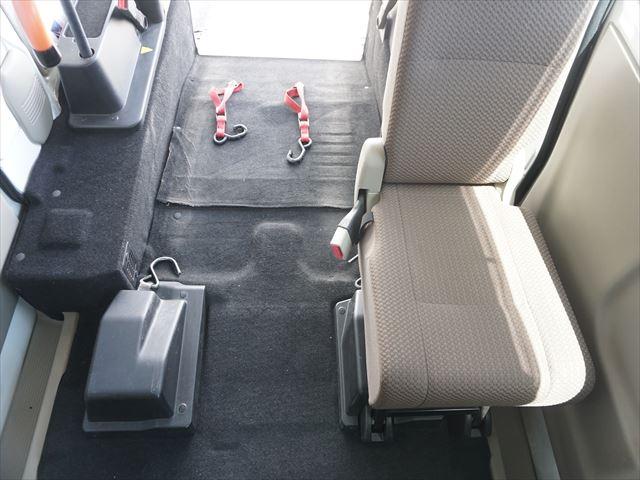 エブリイ 　福祉車両車いす移動車助手席側リヤシート付スロープ電動ウィンチ　手すり　４人乗り　ウィンチリモコンカロッツェリアナビ　キーレス　禁煙車　５ＧＳ　セカンド発進付　１年保証（39枚目）