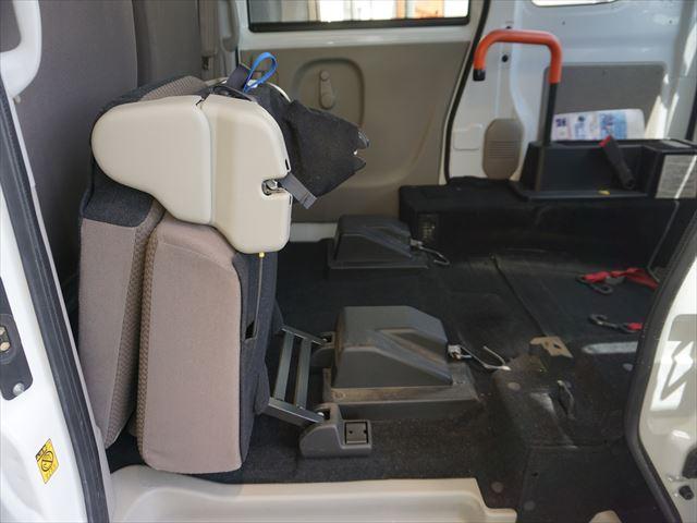 エブリイ 　福祉車両車いす移動車助手席側リヤシート付スロープ電動ウィンチ　手すり　４人乗り　ウィンチリモコンカロッツェリアナビ　キーレス　禁煙車　５ＧＳ　セカンド発進付　１年保証（72枚目）