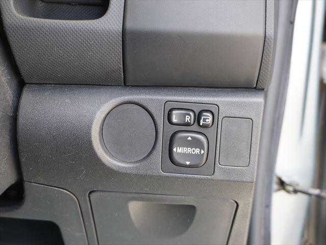 ヴィッツ ＲＳ　禁煙車　走行３９３７０キロ　５速マニュアル（58枚目）