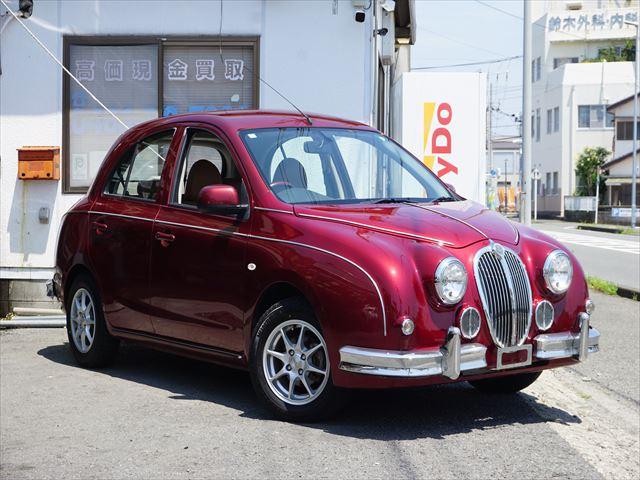 ビュート 　禁煙車　取説　パナソニックナビ　地デジ　革調シート　スマートキー２個　プッシュ式スタート　ＥＴＣ（6枚目）