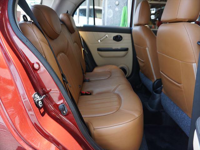 ビュート 　禁煙車　取説　パナソニックナビ　地デジ　革調シート　スマートキー２個　プッシュ式スタート　ＥＴＣ（65枚目）