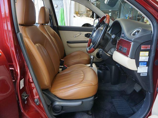 ビュート 　禁煙車　取説　パナソニックナビ　地デジ　革調シート　スマートキー２個　プッシュ式スタート　ＥＴＣ（66枚目）