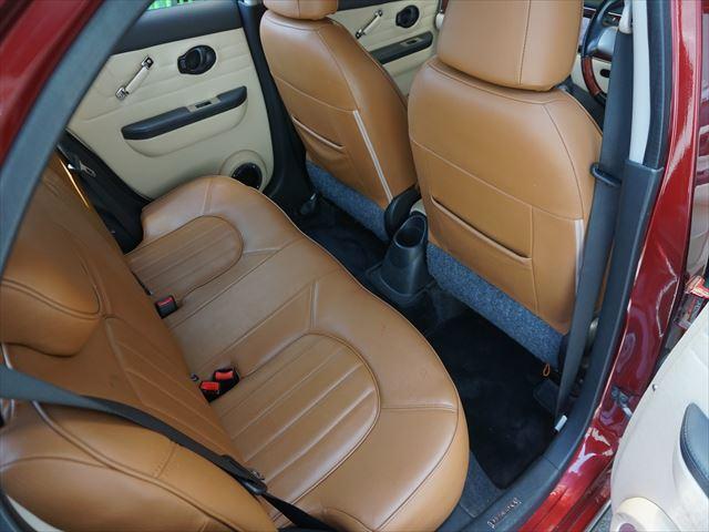 ビュート 　禁煙車　取説　パナソニックナビ　地デジ　革調シート　スマートキー２個　プッシュ式スタート　ＥＴＣ（67枚目）