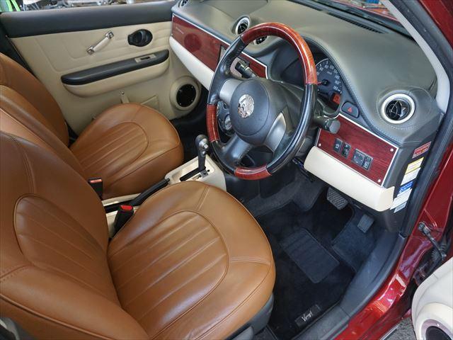 ビュート 　禁煙車　取説　パナソニックナビ　地デジ　革調シート　スマートキー２個　プッシュ式スタート　ＥＴＣ（68枚目）