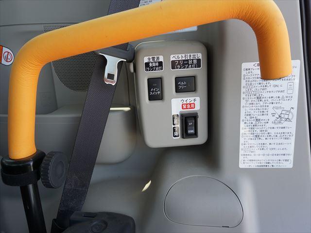 タント 　福祉車両スローパーＸＳＡリヤシート仕様　電動ウィンチ　ウィンチリモコン１個　ワンオーナー　禁煙車　スマートキー２個　手すり　左パワードア　エコアイドル　プッシュ式スタート　１年保証（41枚目）