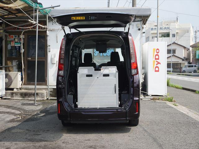 ノア 　福祉車両スロープＸＶパッページウェルキャブ車車いす仕様車スロープタイプ１車いす２脚仕様　電動ウィンチ電動固定装置　ワンオーナー　禁煙車　純正ＳＤナビフルセグバックカメラ　ＥＴＣ　フリップダウンモニター（22枚目）