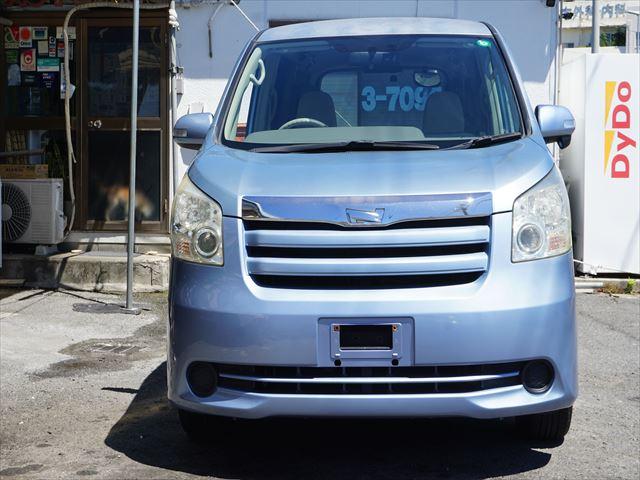 ノア 　福祉車両ＧＬセレクションクルマイスシヨウスロープタイプタイプ１　２列目電動ウィンチ　車イス１名　走行１７７０５キロ　左パワースライドドア　禁煙車　キーレス　ドライブレコーダー（2枚目）