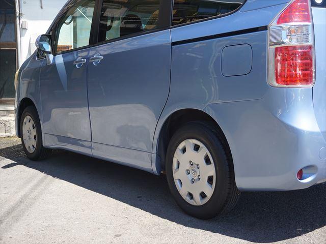 ノア 　福祉車両ＧＬセレクションクルマイスシヨウスロープタイプタイプ１　２列目電動ウィンチ　車イス１名　走行１７７０５キロ　左パワースライドドア　禁煙車　キーレス　ドライブレコーダー（70枚目）