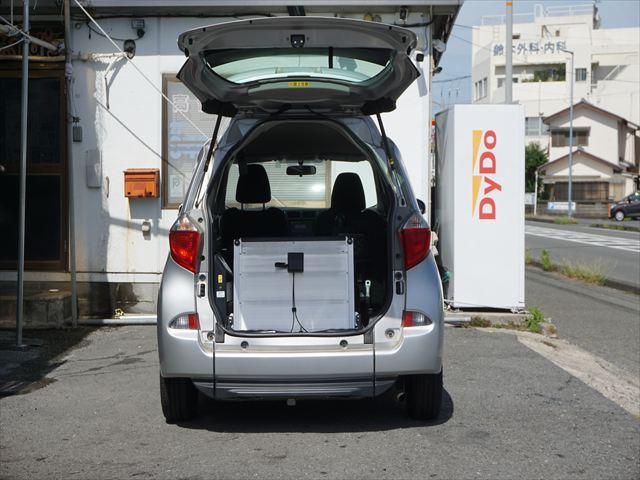 ラクティス 　福祉車両８ナンバー車いす移動車４人乗り　Ｘウェルキャブスロープタイプ１助手席側リヤシートなし　後退防止ベルト　電動固定装置　車高調整付　取説保証書　純正ナビワンセグテレビバックカメラ　ＥＴＣ　禁煙車（64枚目）