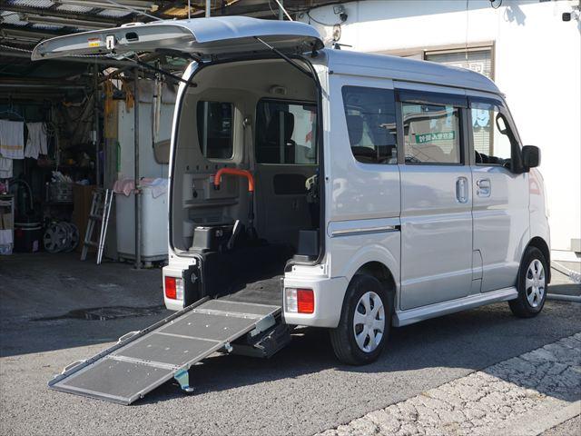 エブリイワゴン 　福祉車両車いす移動車分割式リヤシート　電動ウィンチ　ウィンチリモコン　車両非課税　スマートキー２個　エクリプスナビ　取説保証書　リヤヒーター　手すり　１年保証（8枚目）