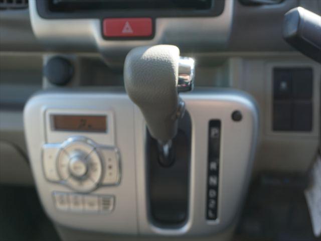 エブリイワゴン 　福祉車両車いす移動車分割式リヤシート　電動ウィンチ　ウィンチリモコン　車両非課税　スマートキー２個　エクリプスナビ　取説保証書　リヤヒーター　手すり　１年保証（11枚目）