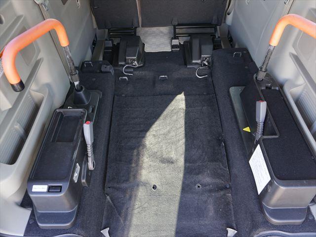 エブリイワゴン 　福祉車両車いす移動車分割式リヤシート　電動ウィンチ　ウィンチリモコン　車両非課税　スマートキー２個　エクリプスナビ　取説保証書　リヤヒーター　手すり　１年保証（53枚目）