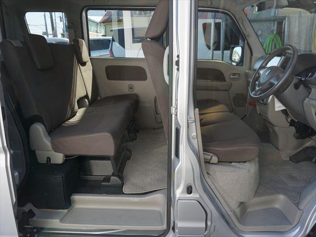 エブリイワゴン 　福祉車両車いす移動車分割式リヤシート　電動ウィンチ　ウィンチリモコン　車両非課税　スマートキー２個　エクリプスナビ　取説保証書　リヤヒーター　手すり　１年保証（56枚目）