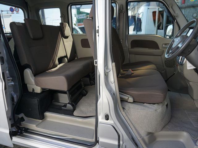 エブリイワゴン 　福祉車両車いす移動車分割式リヤシート　電動ウィンチ　ウィンチリモコン　車両非課税　スマートキー２個　エクリプスナビ　取説保証書　リヤヒーター　手すり　１年保証（57枚目）