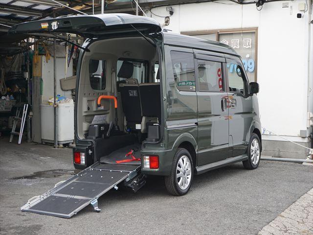NV100クリッパーリオ 福祉車両チェアキャブスロープ電動ウィンチウィンチリモコン ターボ禁煙車 スマートキー2個 左パワードア右オートクロージャー 運転席シートヒーター リヤヒーター セーフティーレーダーブレーキナビドラレコ(8枚目)