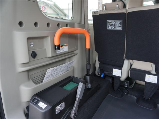 NV100クリッパーリオ 福祉車両チェアキャブスロープ電動ウィンチウィンチリモコン ターボ禁煙車 スマートキー2個 左パワードア右オートクロージャー 運転席シートヒーター リヤヒーター セーフティーレーダーブレーキナビドラレコ(47枚目)
