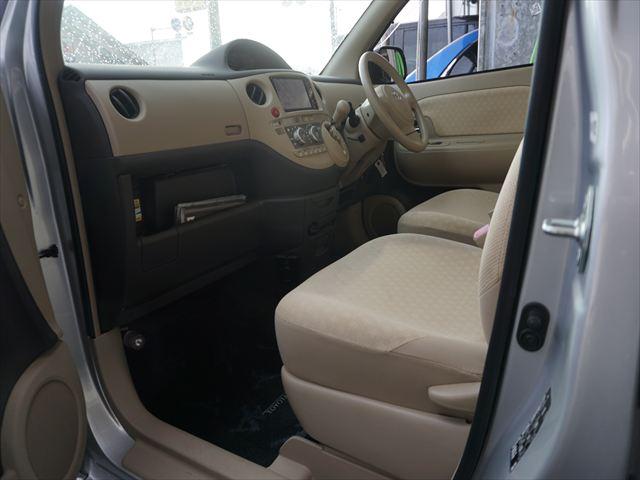 シエンタ 福祉車両Xウェルキャブ車いす仕様車タイプ1スロープ 車両非課税 禁煙車 車高調性セーフティーベルト電動固定装置 キーレス 左側パワードア ナビバックカメラ ETC(45枚目)